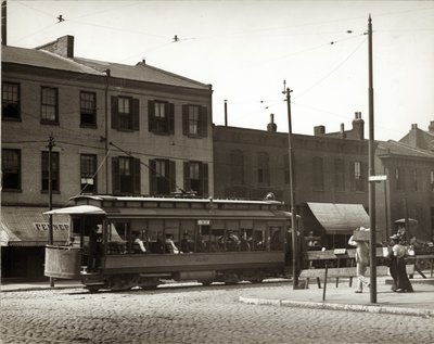 Streetcar at South Tenth and Market Streets by Unbekannt Unbekannt